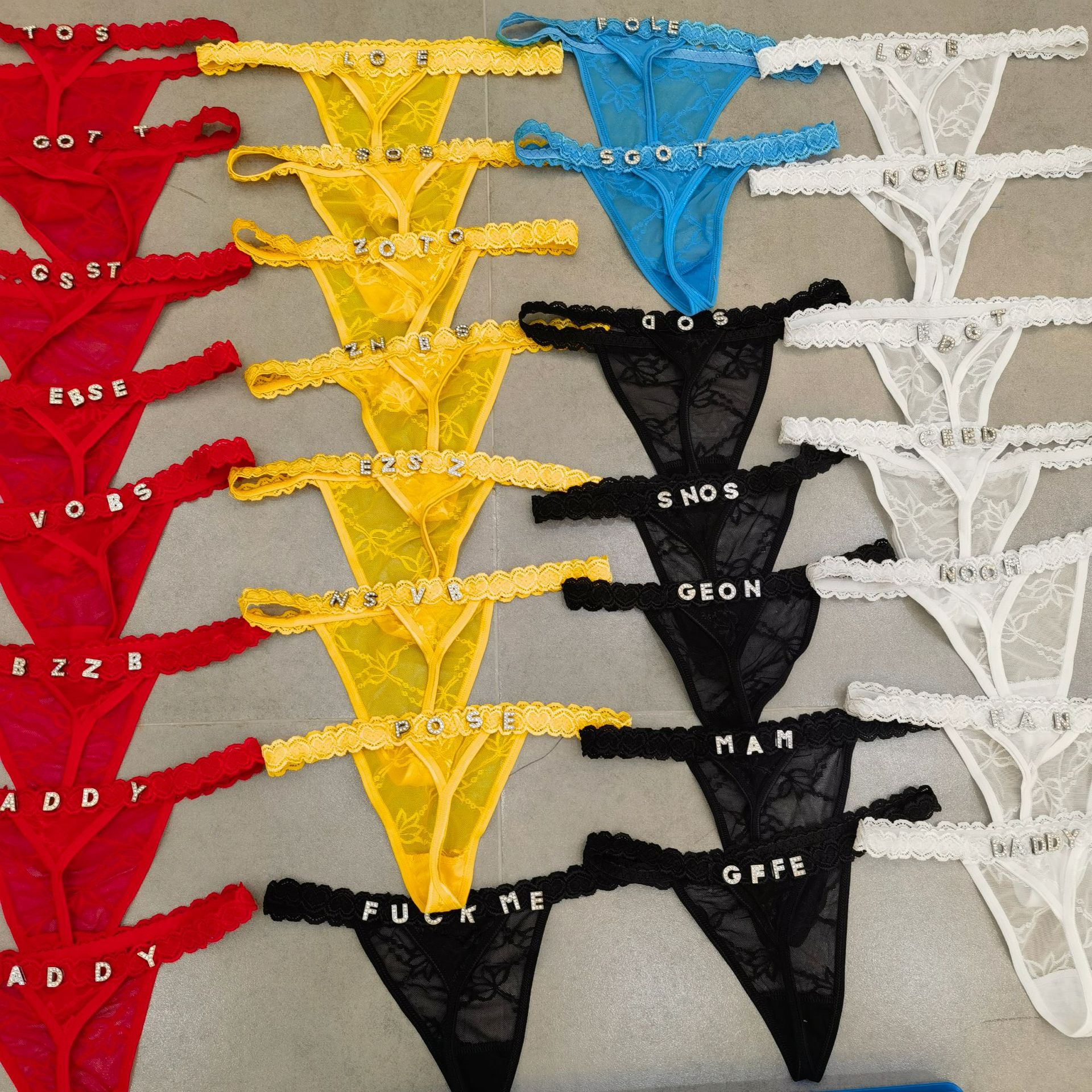 Customize Thongs Crystal Name  – Body Jewelry Usa Bewertung und Preis
