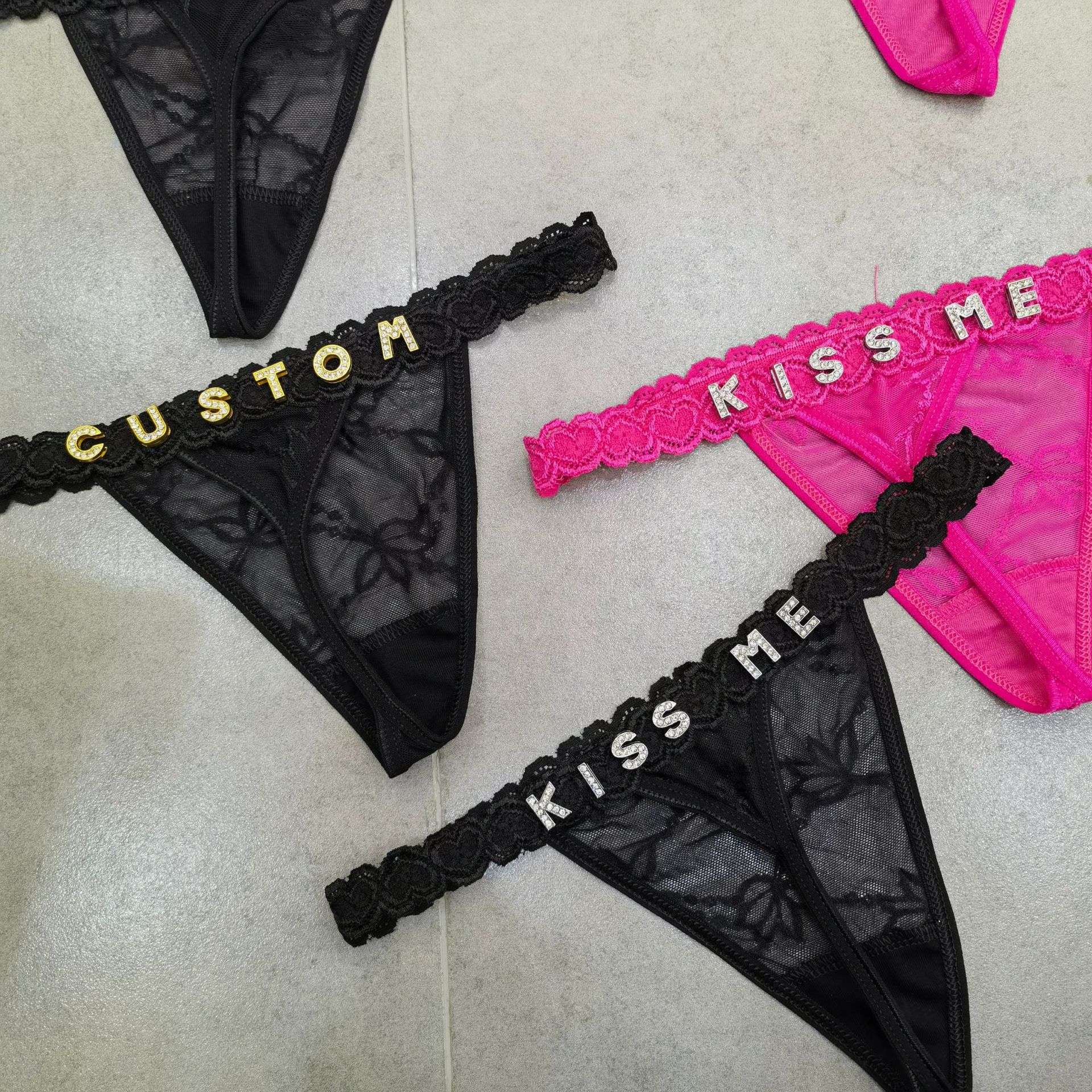 Customize Thongs Crystal Name  – Body Jewelry Usa Bewertung und Preis