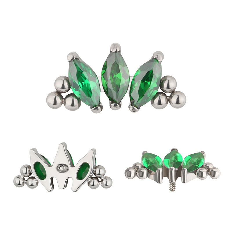 ASTM F136 Titanium PIERC 3 CZ  – Cluster Stud Ear Bewertung und Preis