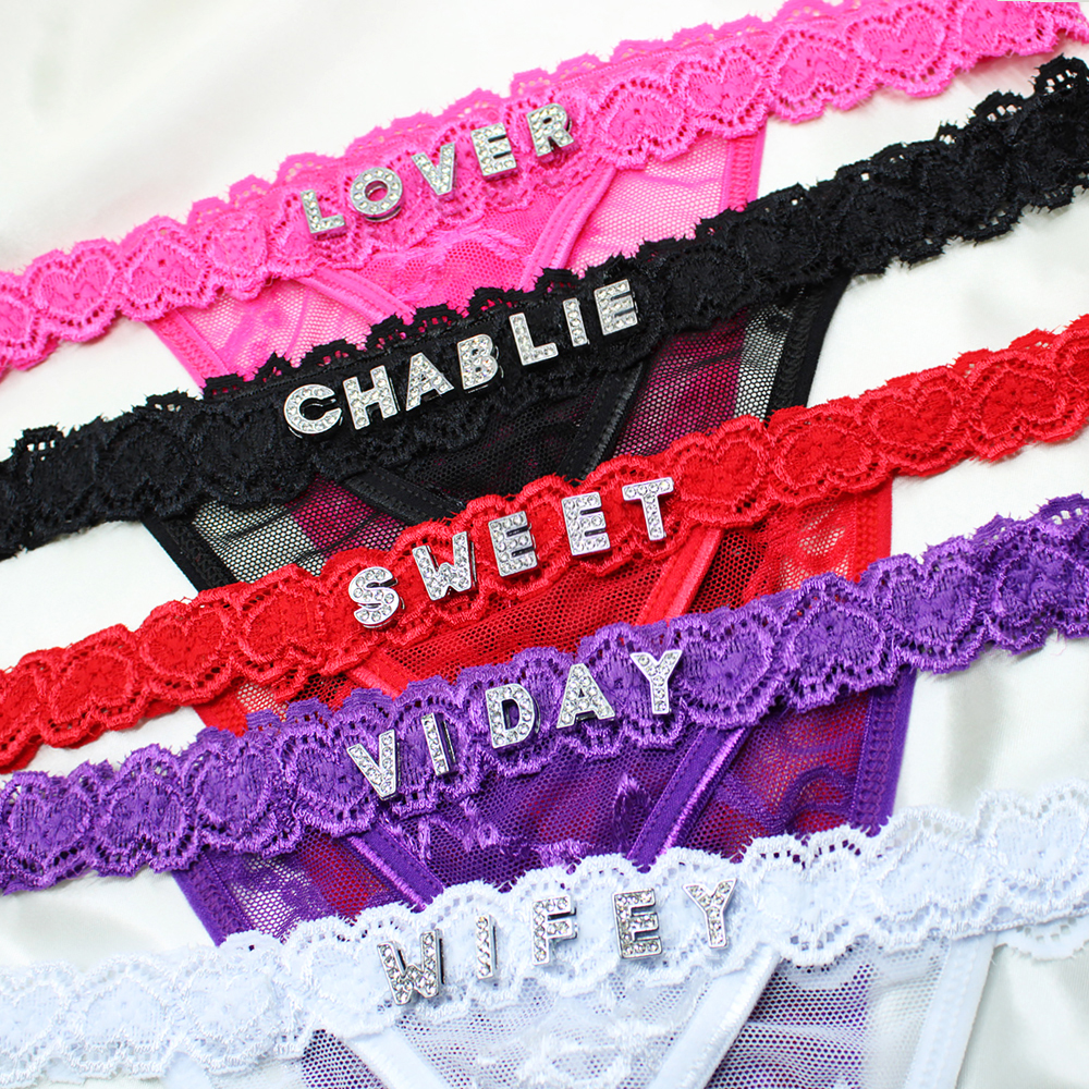 Customize Thongs Crystal Name  – Body Jewelry Names Bewertung und Preis